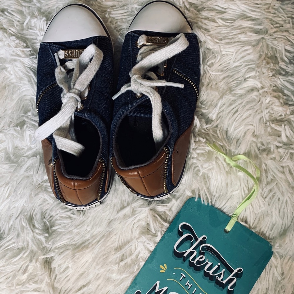Guess shoes